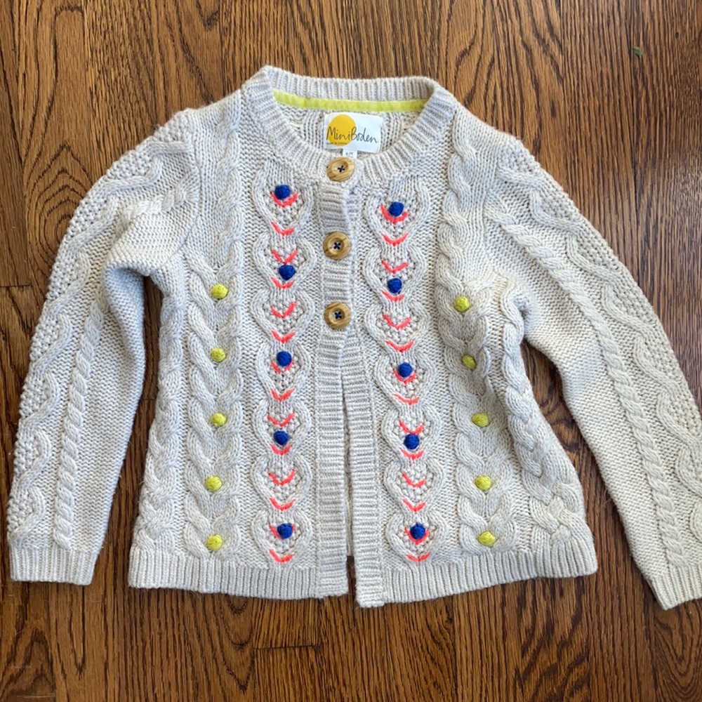NWOT 6-7 year old Mini Biden cardigan. Never worn.